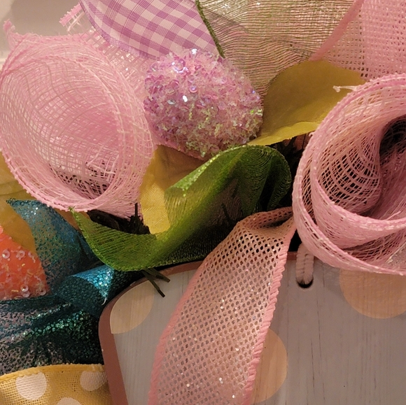 NEW 21 inch Easter Wreath/ Pastel Colored Easter Greetings Wreath - Picture 5 of 10